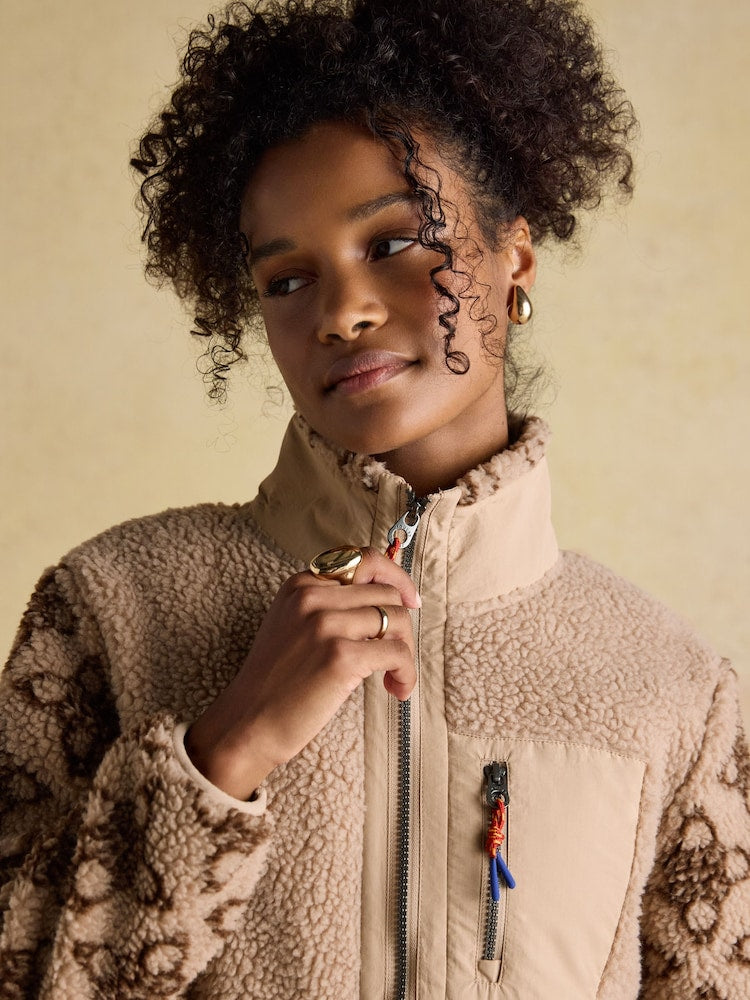 Joules Lottie - Neutral Icon Print