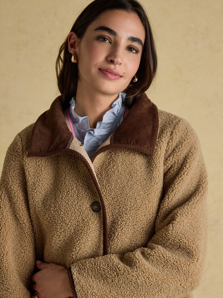 How to Layer Clothes for Autumn & Winter