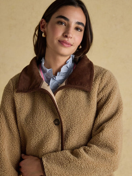 How to Layer Clothes for Autumn & Winter