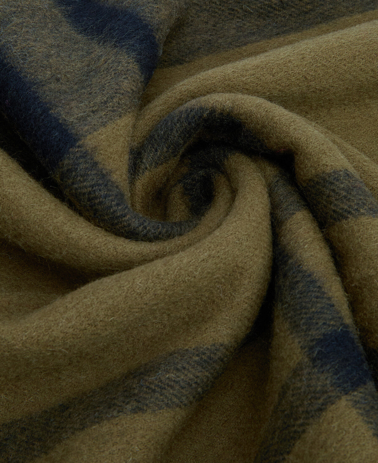 Barbour Maxine Tartan Scarf - Black/Olive