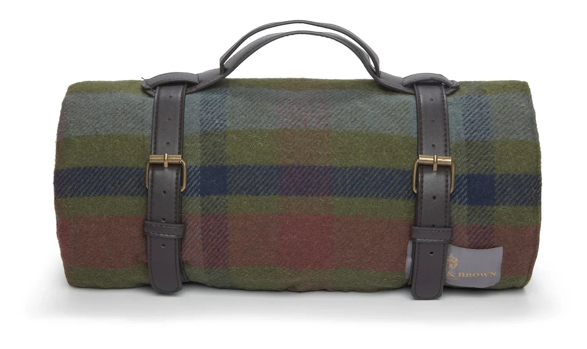 Hicks & Brown Outdoor Blanket Green Check