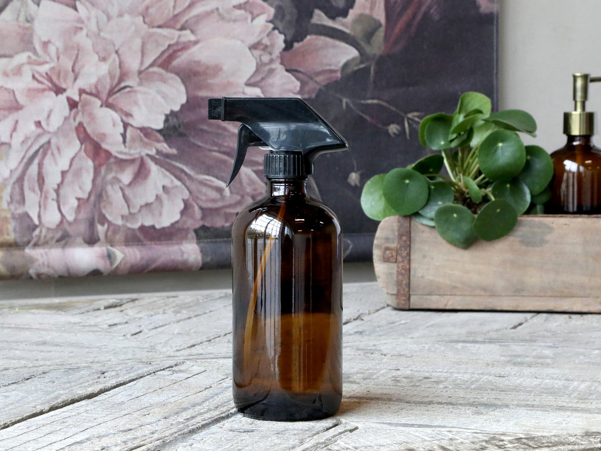 Bottle with fine mist spray pump 480 ml.