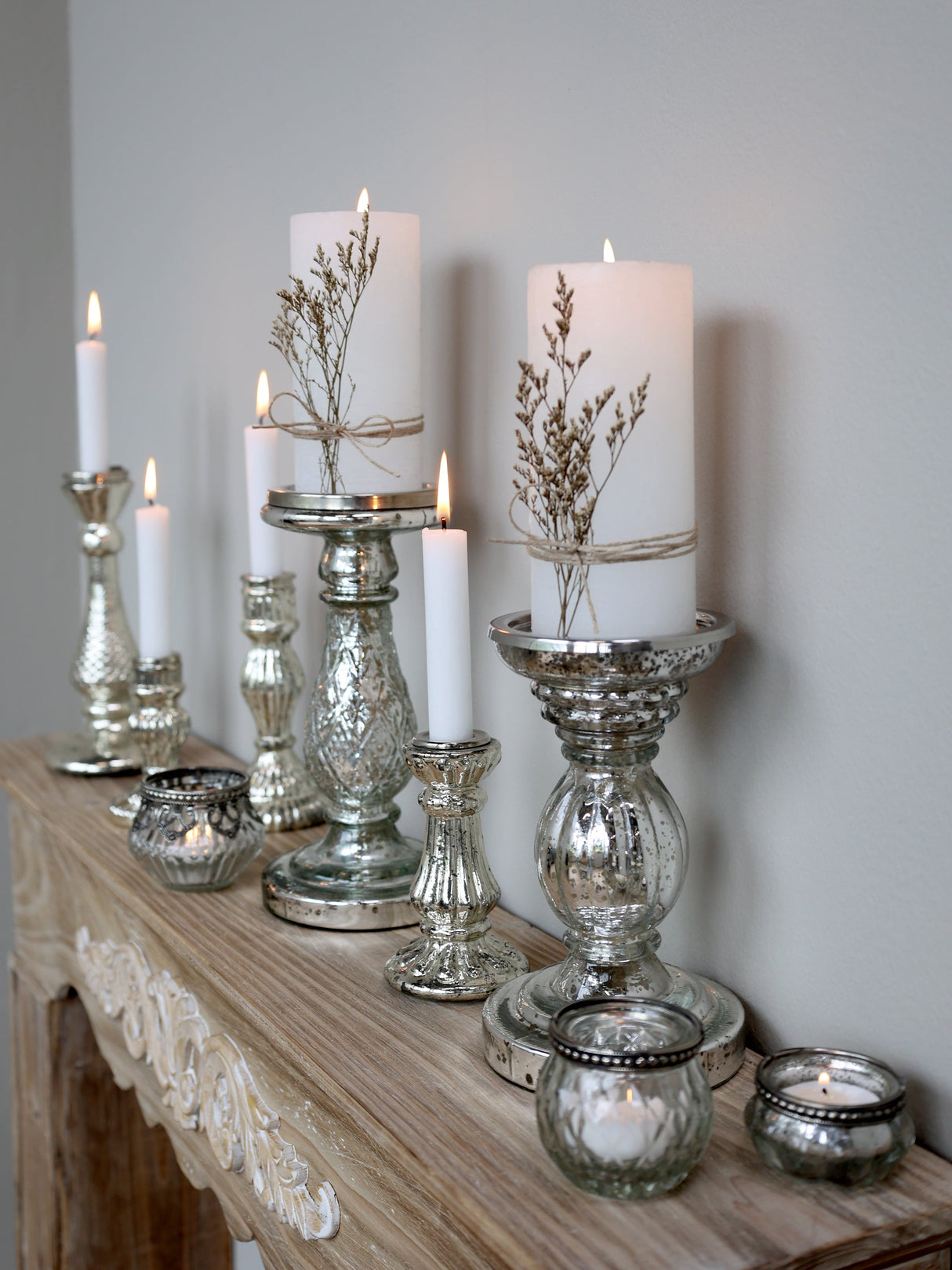 Candlestick for pillar candles