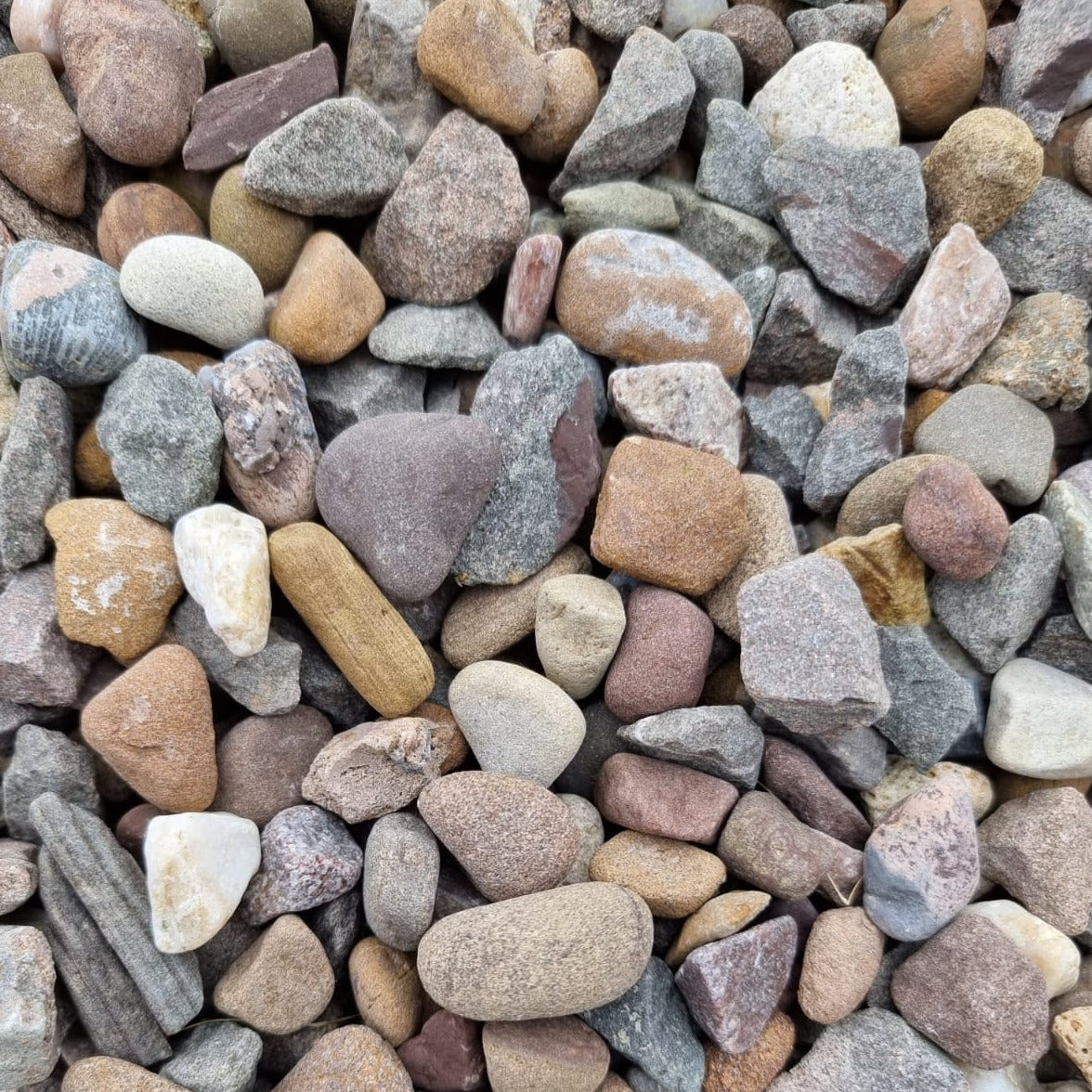 River Bed Pebbles Decorative Stone (Builders Bag)